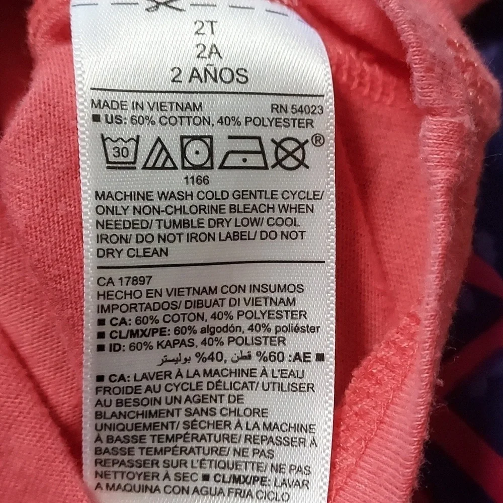 OLD navy toddler girls t shirt size 2 T